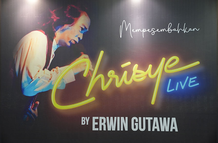  30 Tahun JCC : Chrisye Live by Erwin Gutawa